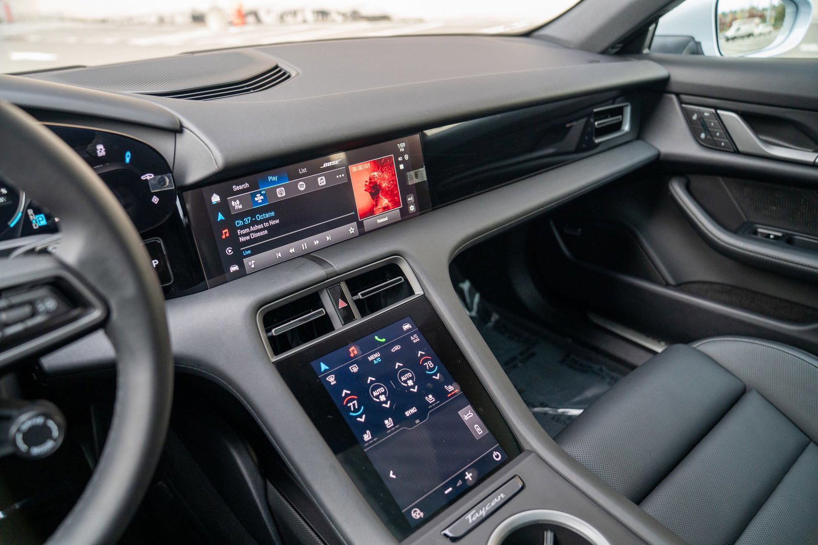 Used 2025 Porsche Taycan image 16