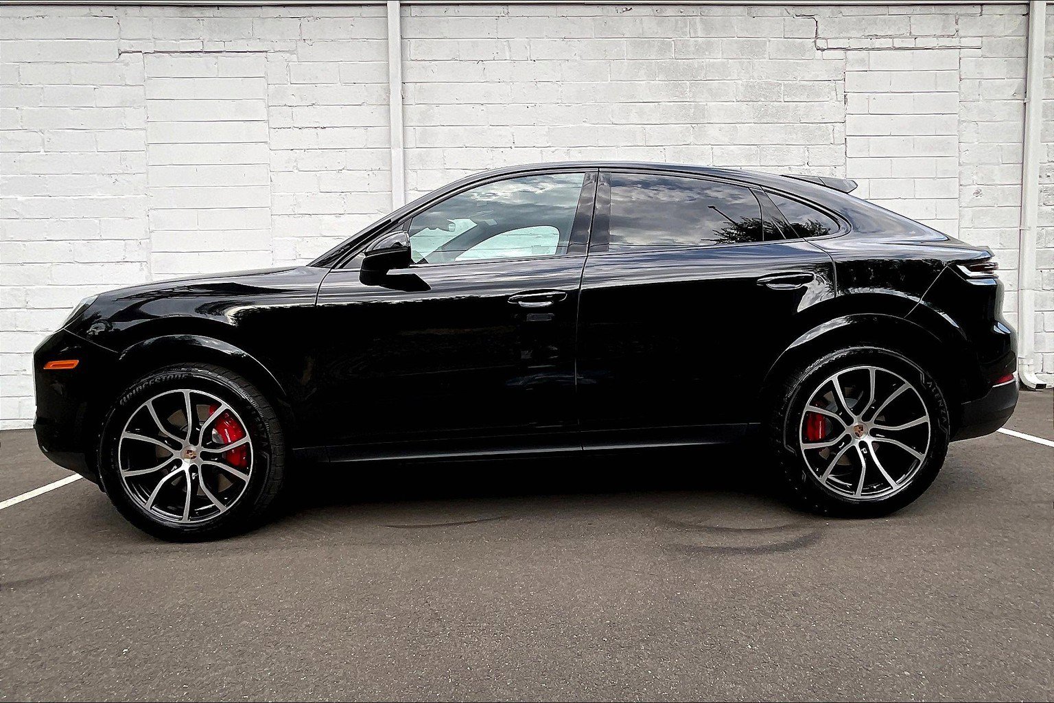 New 2026 Porsche Cayenne S image 2