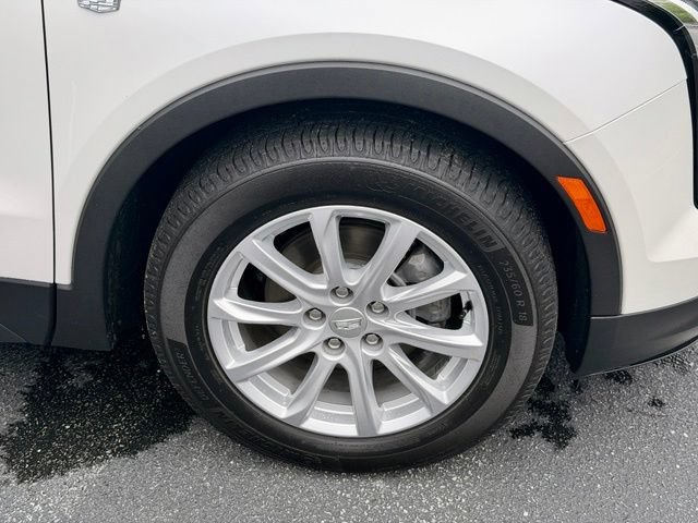 Certified 2022 Cadillac XT4 Luxury w/ Cold Weather Package FWD image 29