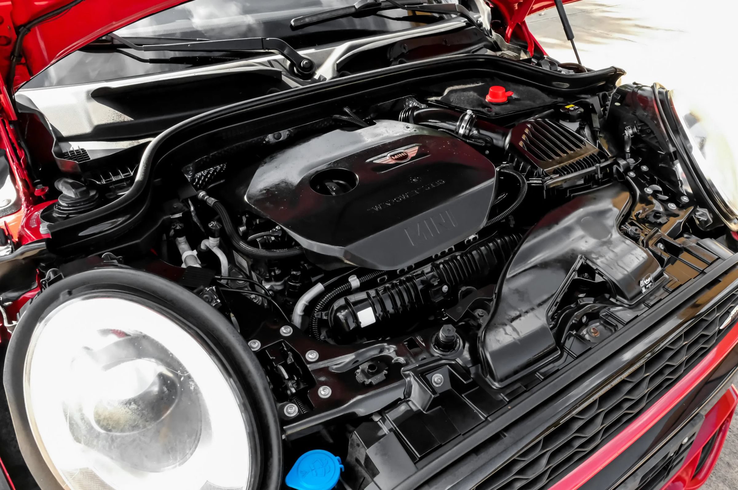 Used 2016 MINI Cooper John Cooper Works FWD image 40