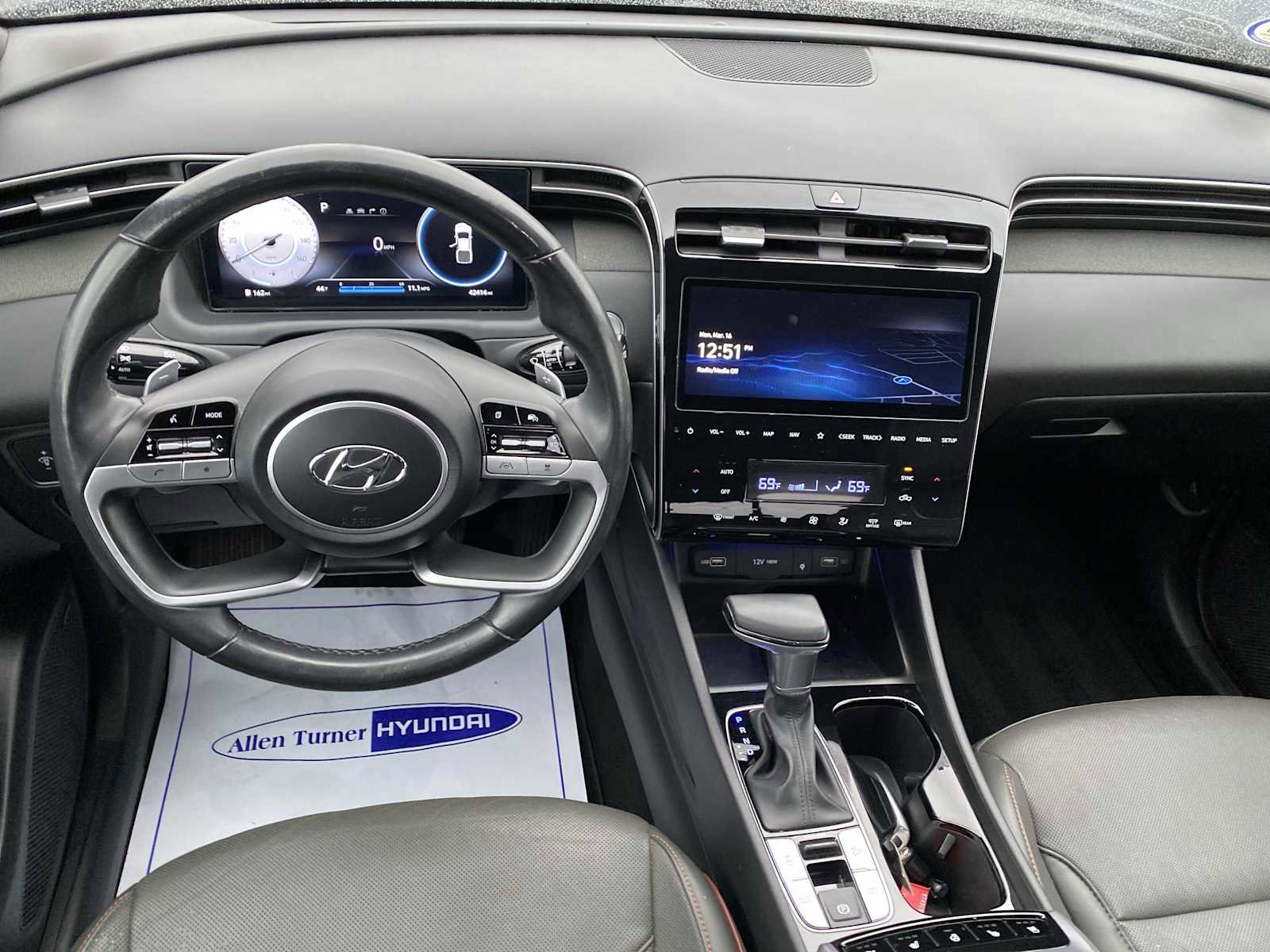 Certified 2023 Hyundai Santa Cruz Limited image 13