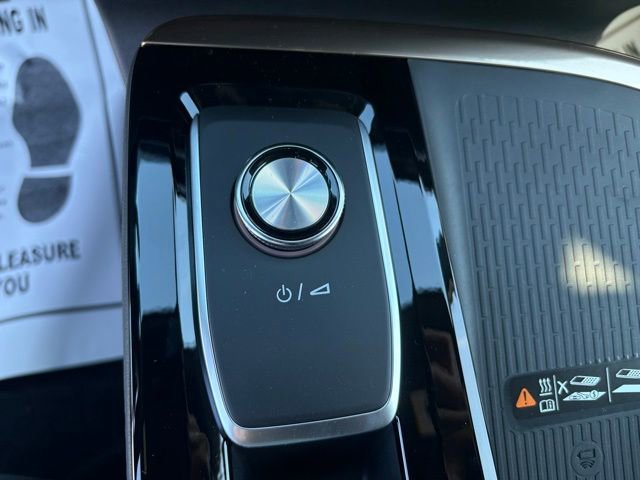 New 2026 Buick Enclave Avenir w/ Super Cruise Package AWD/4WD image 18