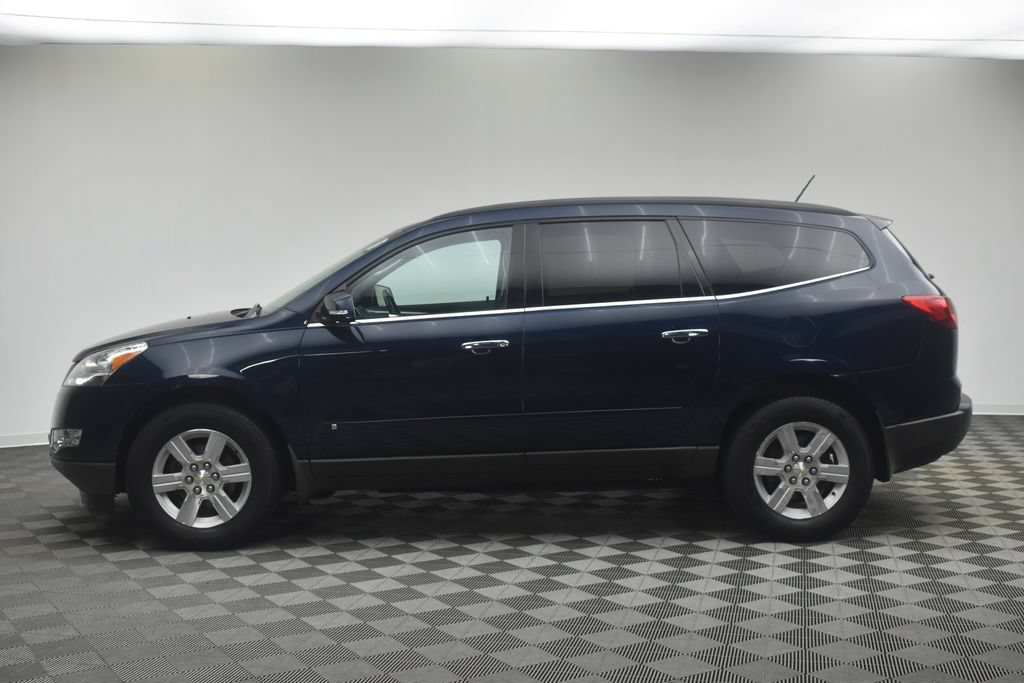Used 2010 Chevrolet Traverse LT w/ Personal Connectivity Package AWD/4WD image 9