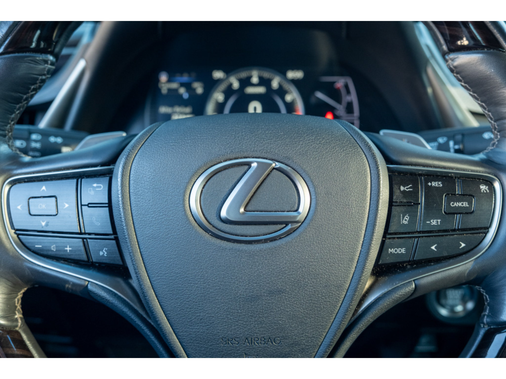 Used 2019 Lexus ES 350 w/ Premium Package FWD image 18