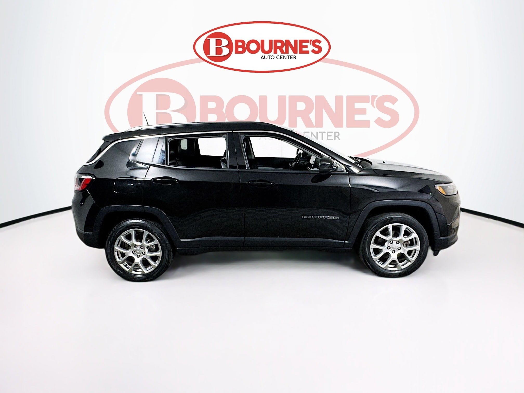 Used 2022 Jeep Compass Latitude AWD/4WD image 10