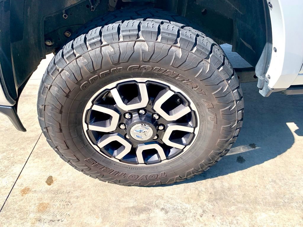 Used 2024 RAM 2500 Limited AWD/4WD image 10