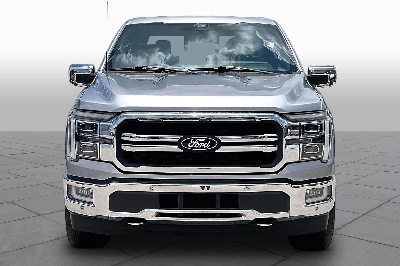 Used 2024 Ford F150 Lariat w/ Equipment Group 502A High AWD/4WD image 4