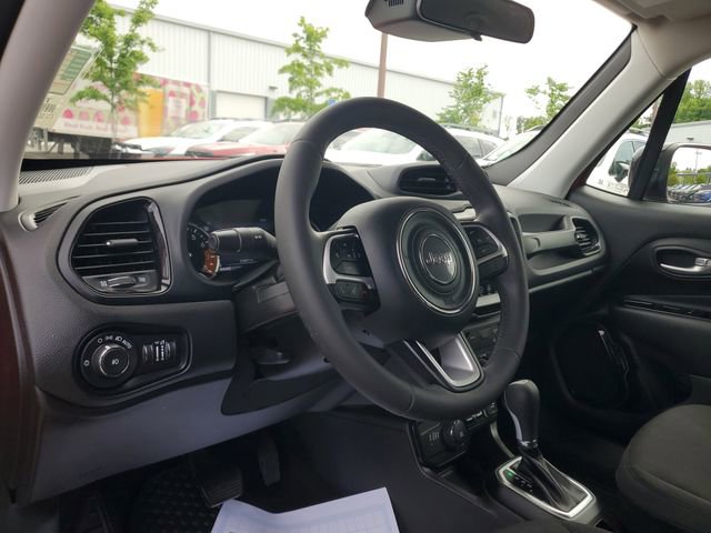 Certified 2023 Jeep Renegade Altitude AWD/4WD image 21