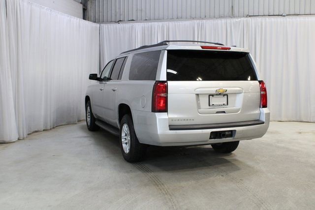 Used 2018 Chevrolet Suburban LT image 21