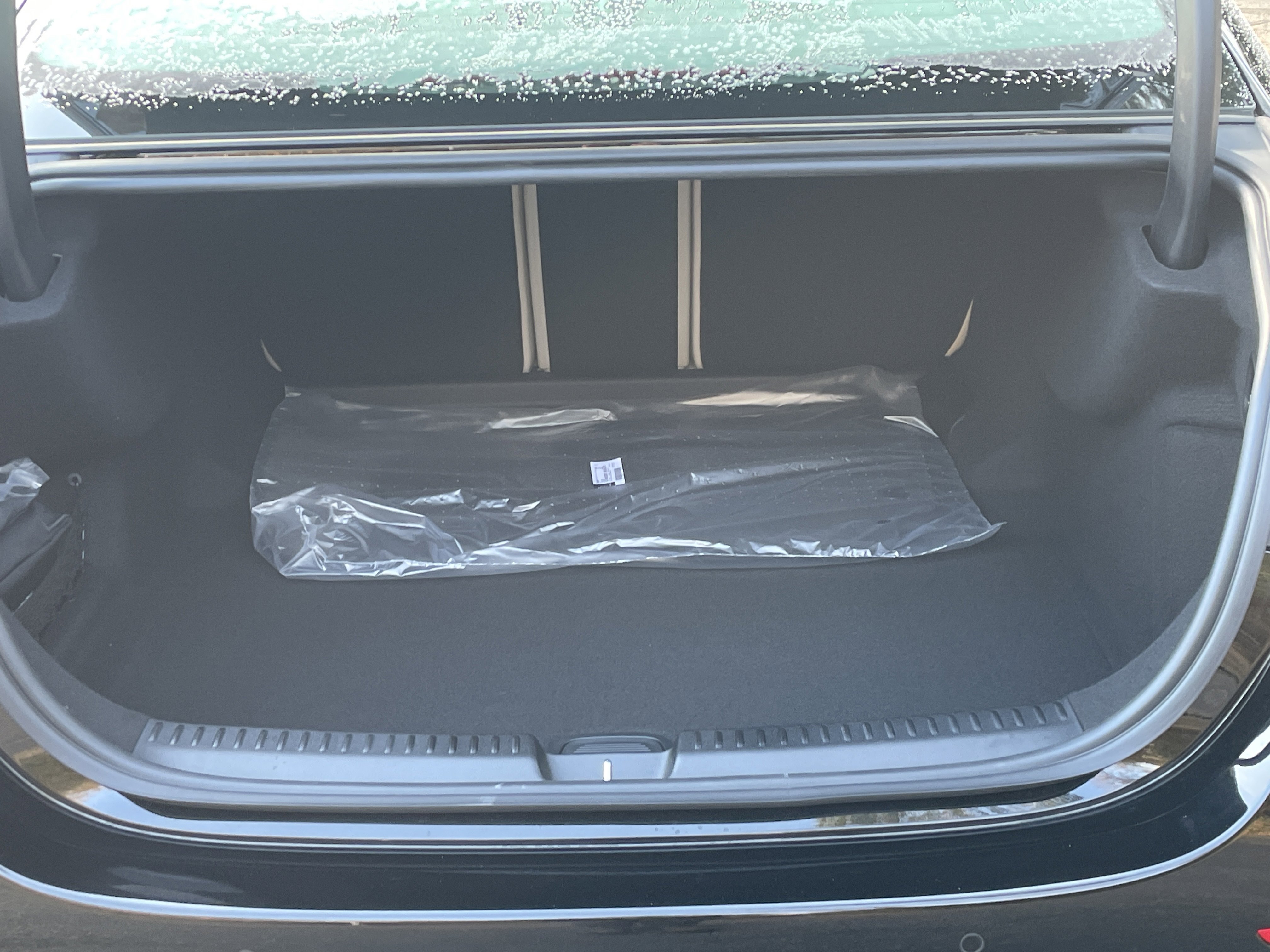 New 2026 Mercedes-Benz E 450 4MATIC Sedan image 9