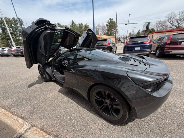Used 2018 McLaren 720S RWD image 11