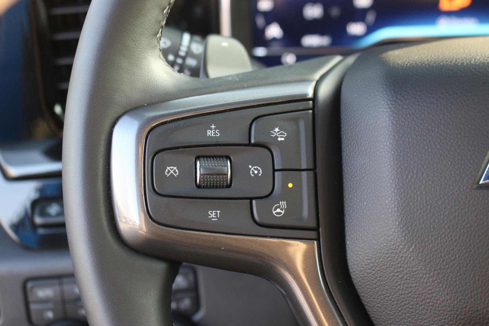 Used 2025 Chevrolet Silverado 1500 ZR2 w/ Technology Package image 22