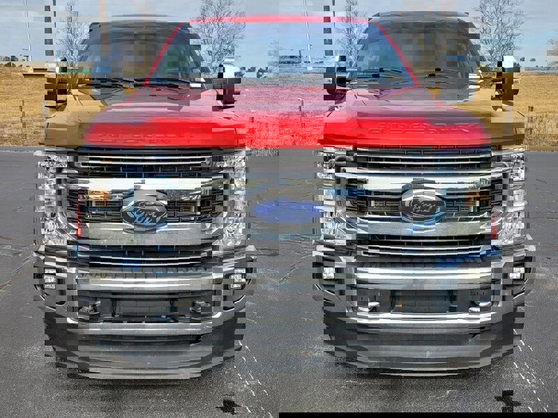 Used 2022 Ford F250 XLT w/ XLT Premium Package image 2