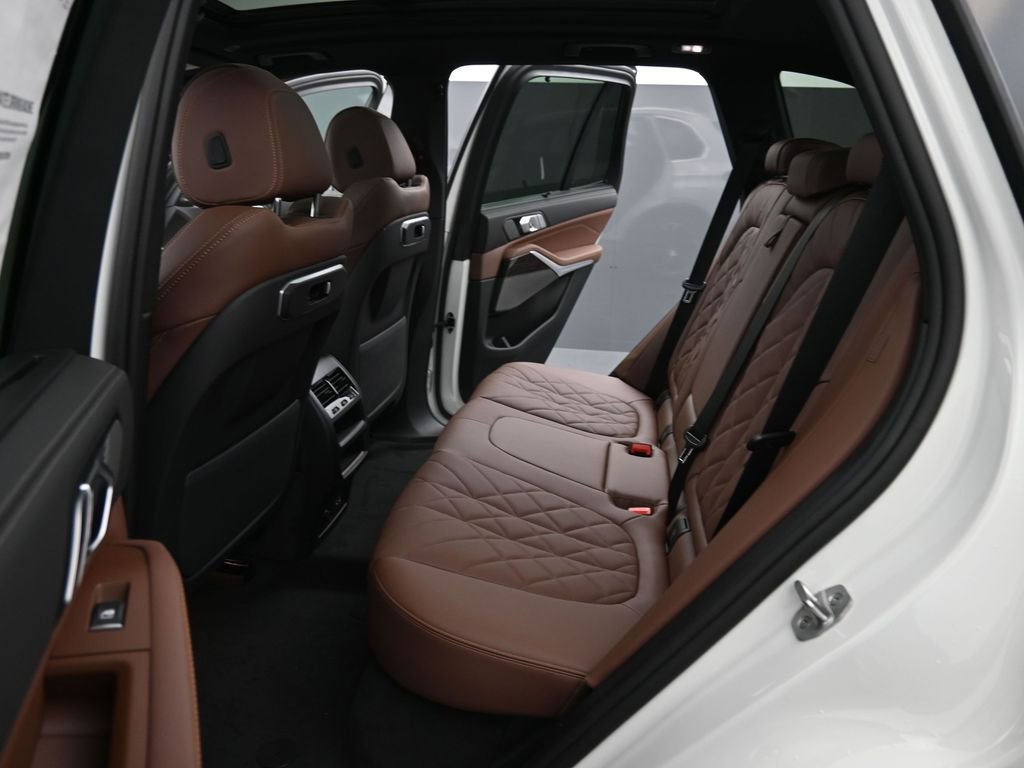 New 2026 BMW X5 xDrive40i AWD/4WD image 36