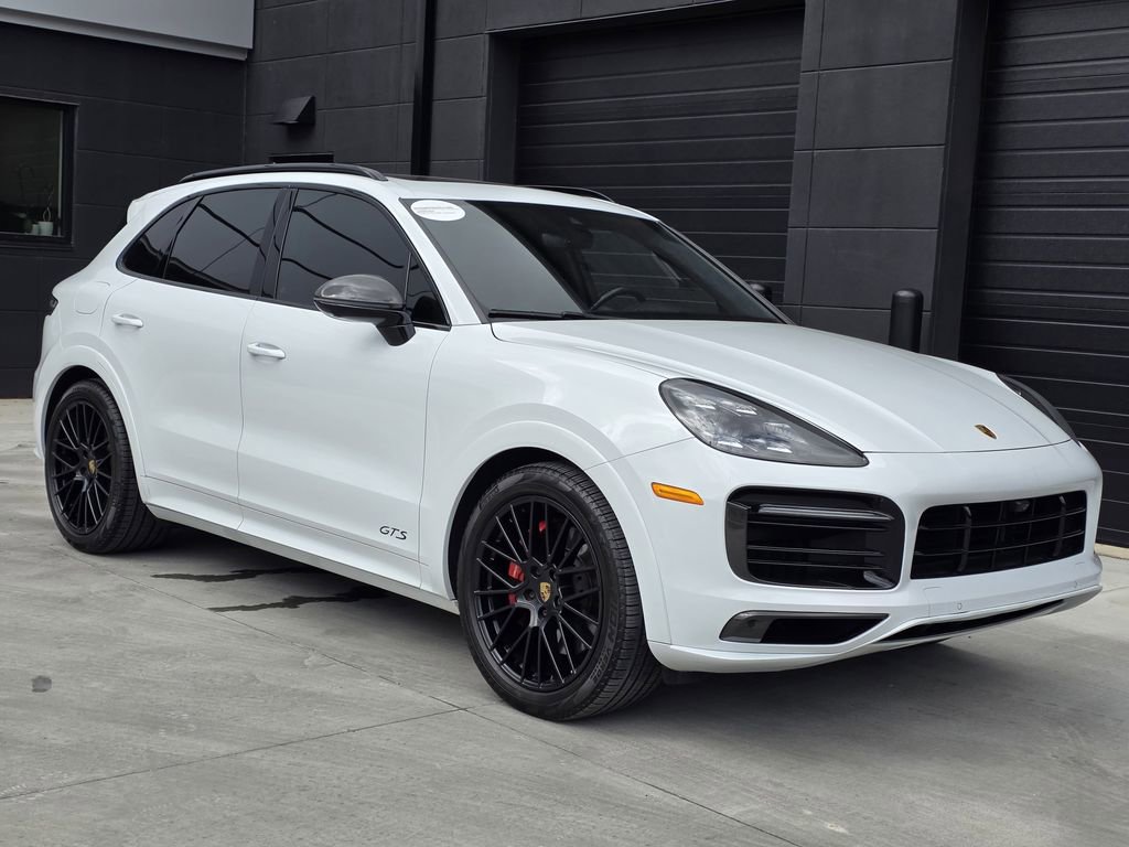 Used 2021 Porsche Cayenne GTS image 6