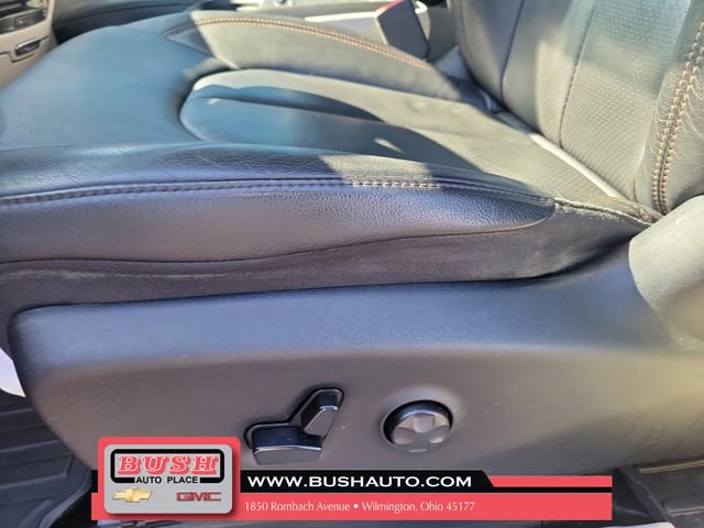 Used 2018 Chrysler Pacifica Touring-L Plus w/ Advanced Safetytec Group image 17