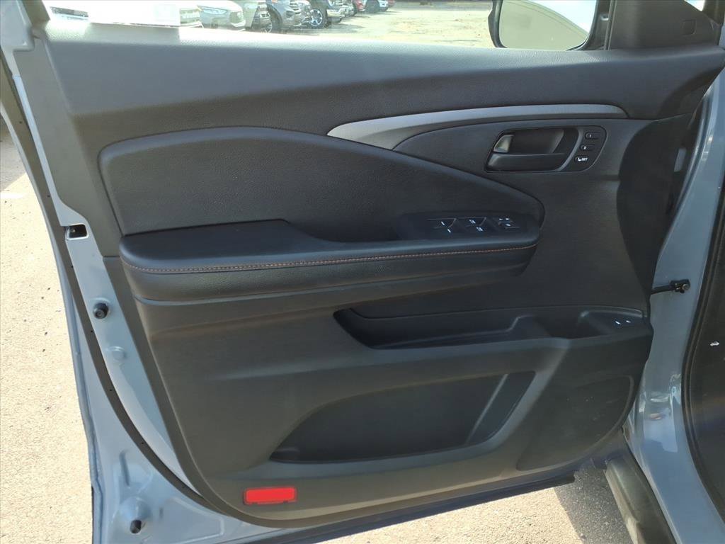 Used 2022 Honda Pilot TrailSport image 14