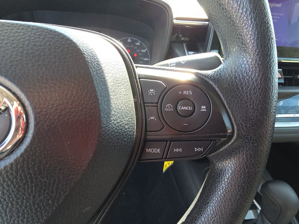 Used 2024 Toyota Corolla LE FWD image 19
