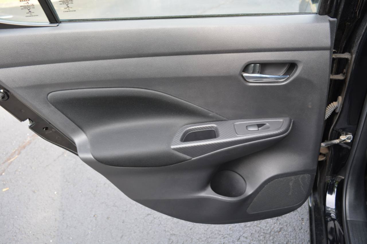 Used 2021 Nissan Versa SV FWD image 13