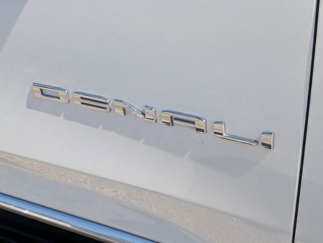 Used 2023 GMC Yukon XL Denali w/ Max Trailering Package image 22