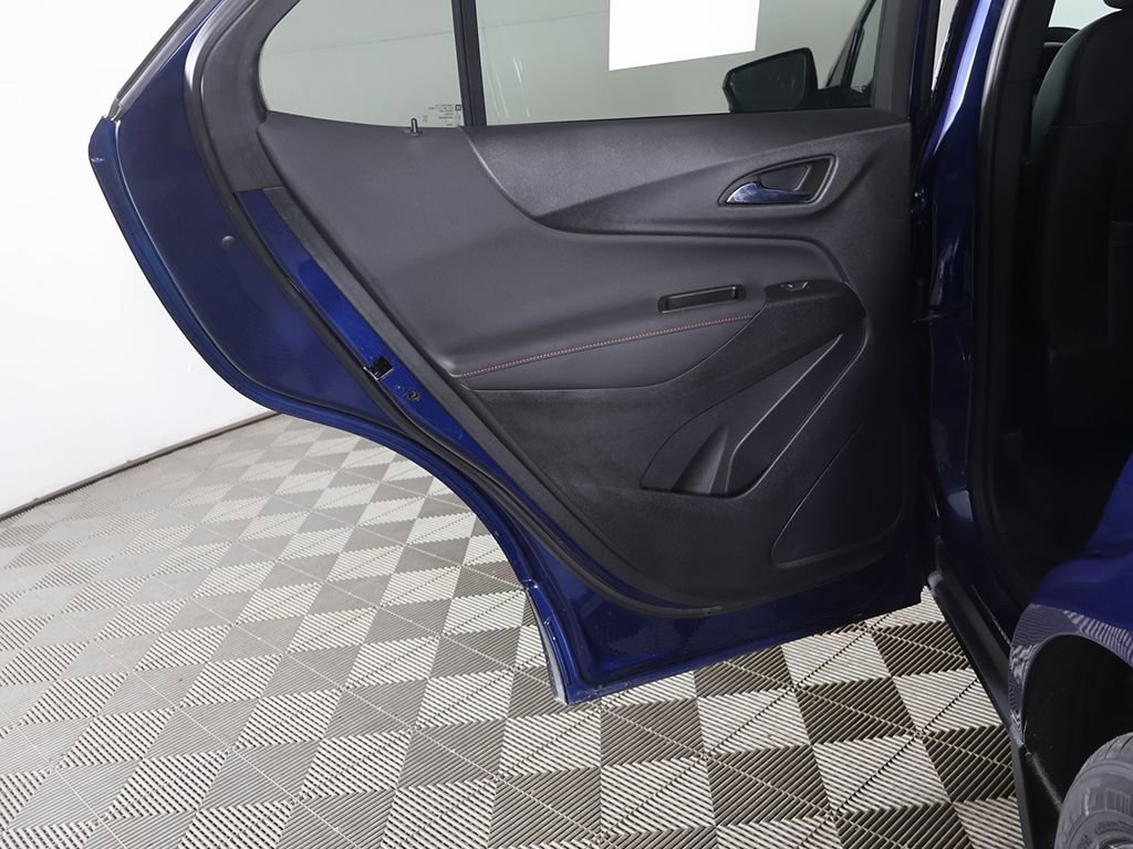 Used 2022 Chevrolet Equinox RS image 23