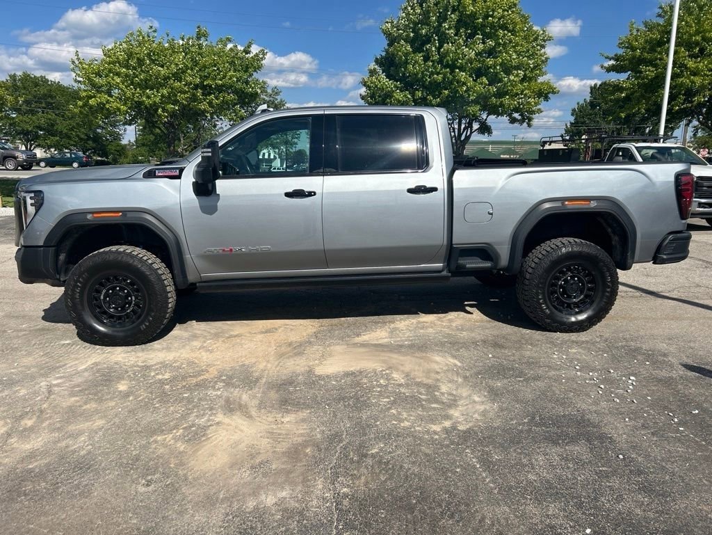 Used 2024 GMC Sierra 2500 AT4X w/ AT4X AEV Edition AWD/4WD image 8