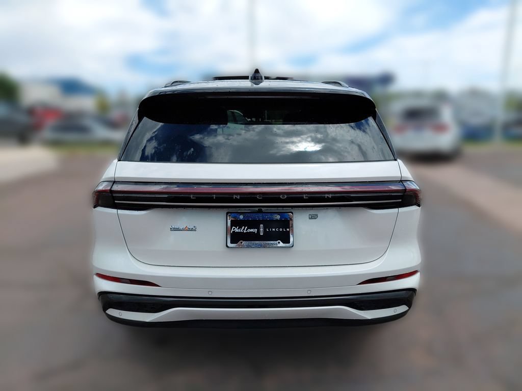 New 2026 Lincoln Nautilus Reserve w/ Jet Appearance Package AWD/4WD image 8