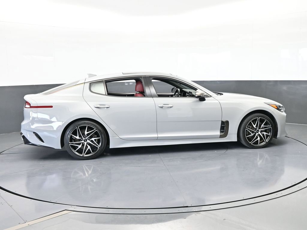 Used 2022 Kia Stinger GT-Line w/ Sun & Sound Package image 7
