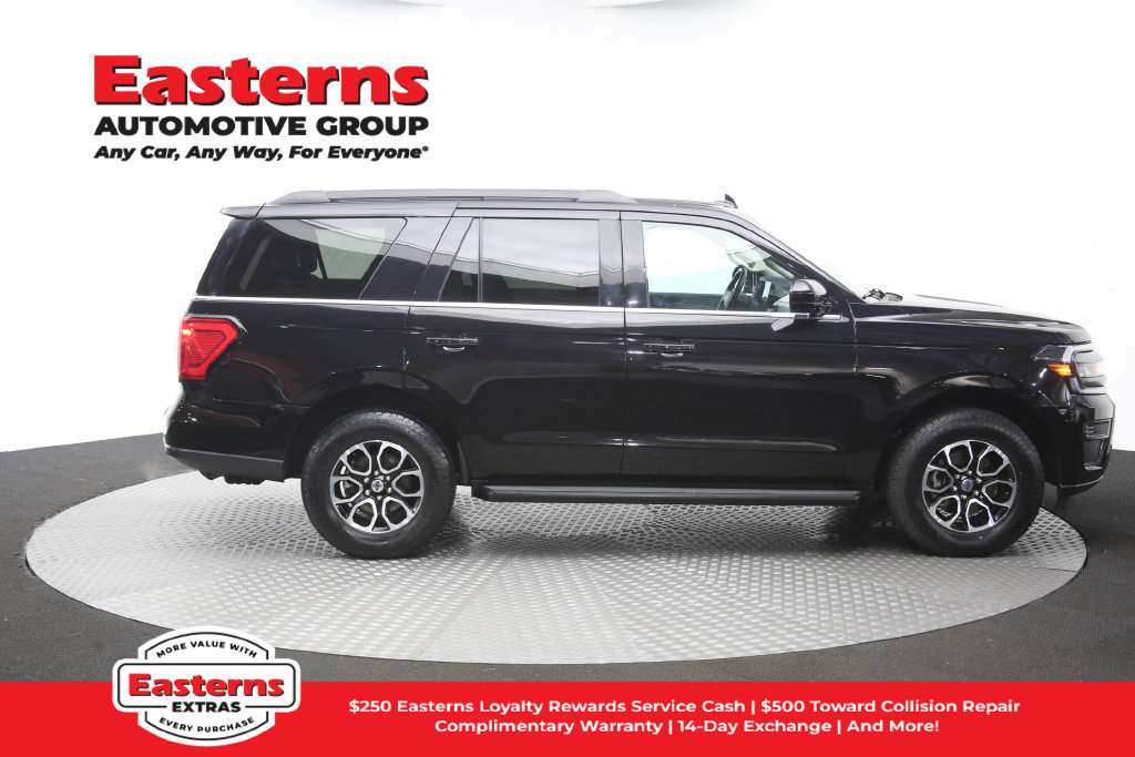 Used 2024 Ford Expedition XLT RWD image 45