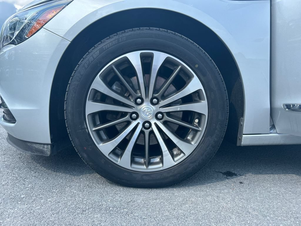 Certified 2019 Buick LaCrosse Essence w/ Sun and Shade Package AWD/4WD image 18