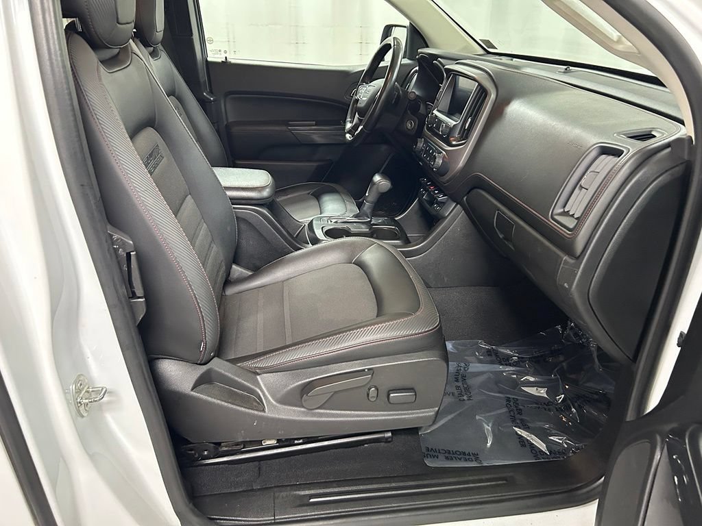 Used 2019 GMC Canyon All Terrain w/ Trailering Package AWD/4WD image 12