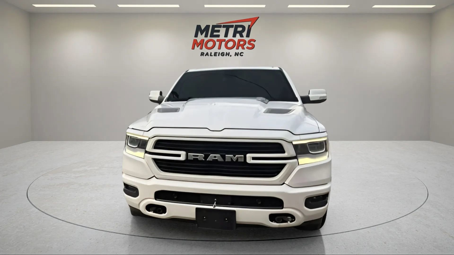 Used 2020 RAM 1500 Laramie w/ Sport Appearance Package image 7