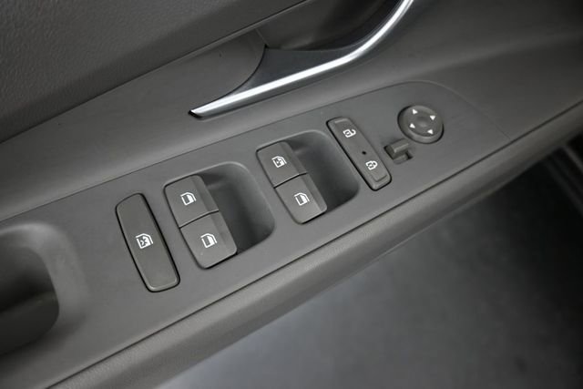 Used 2023 Hyundai Elantra SEL w/ Convenience Package FWD image 13