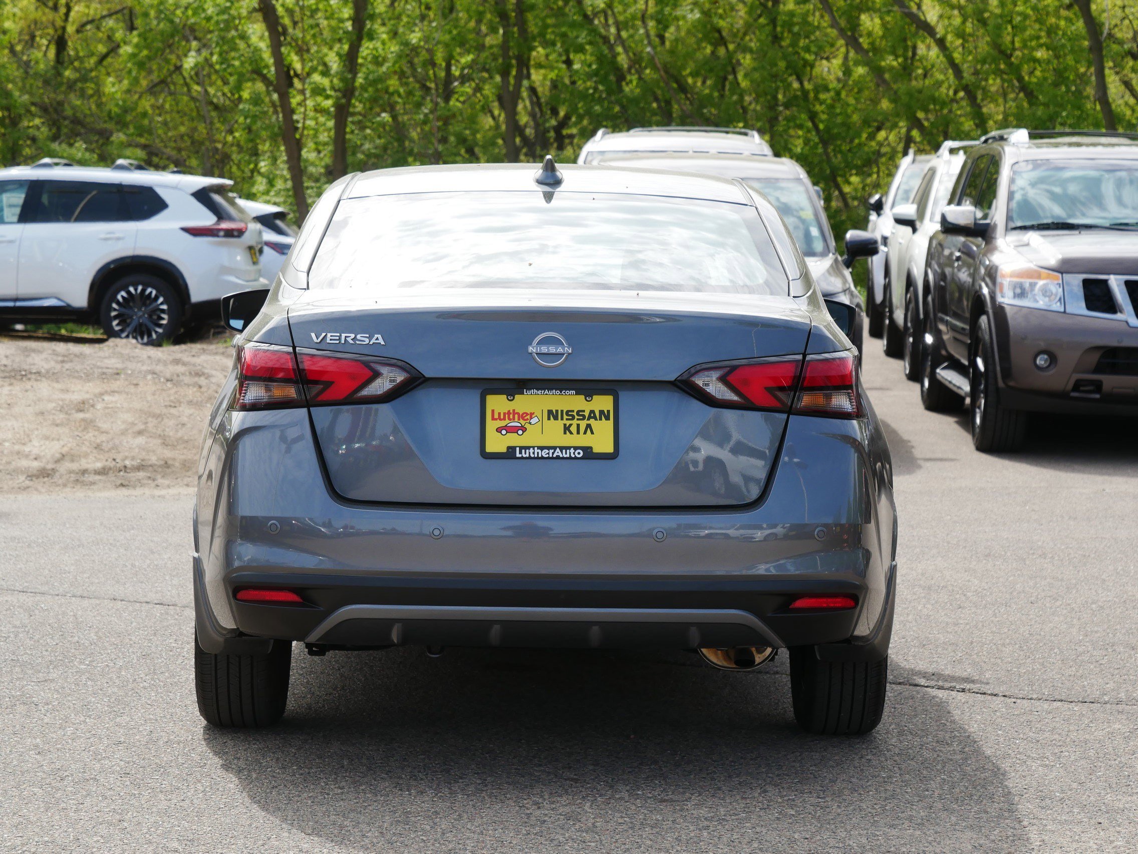 Certified 2025 Nissan Versa SV w/ Trunk Package FWD image 6