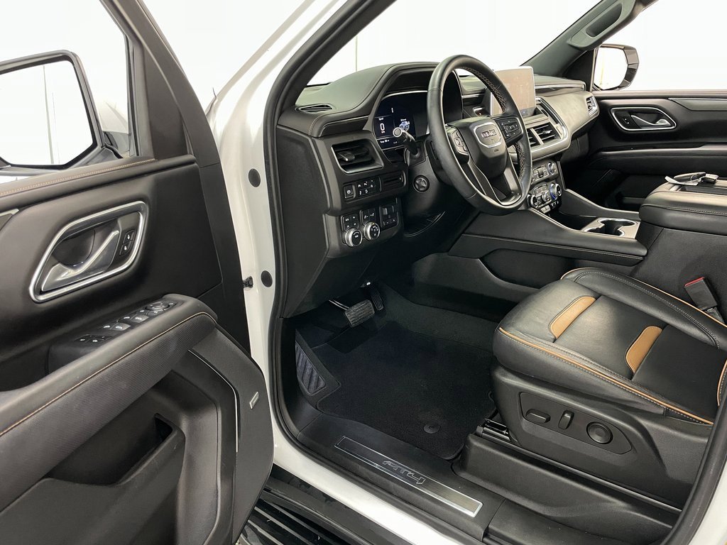 Used 2023 GMC Yukon XL AT4 w/ Max Trailering Package image 29
