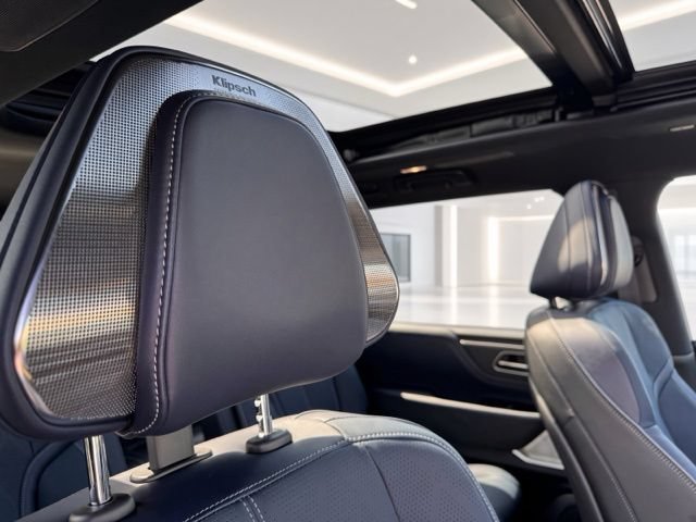 New 2027 INFINITI QX80 Sensory AWD/4WD image 10