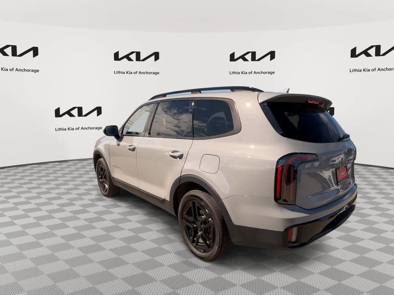 Used 2025 Kia Telluride EX X-Line AWD/4WD image 7