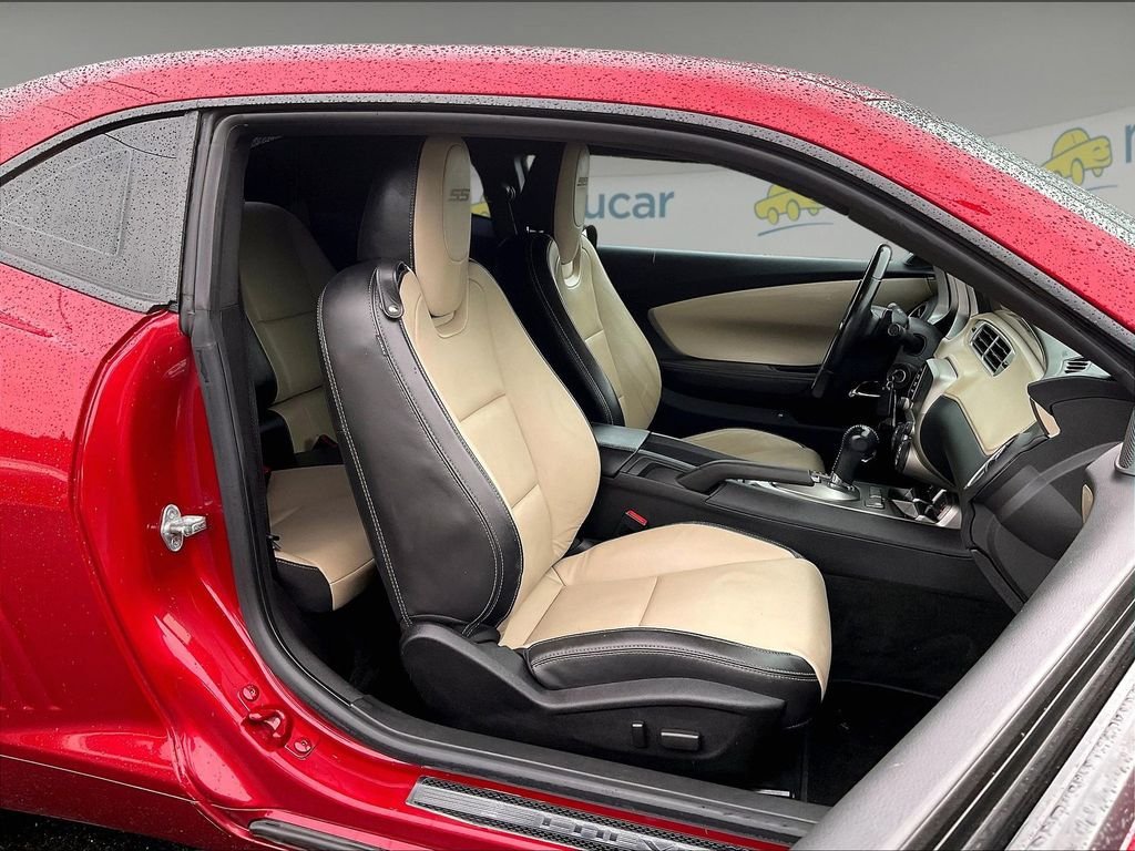Used 2013 Chevrolet Camaro SS RWD image 11