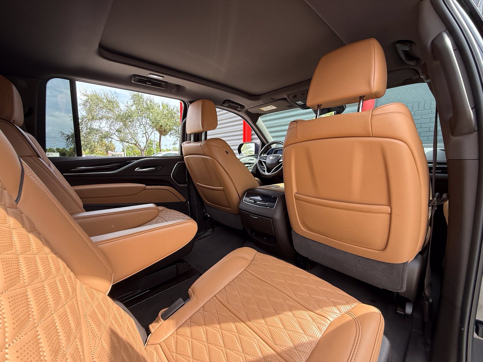 Used 2024 Cadillac Escalade ESV Sport AWD/4WD image 42
