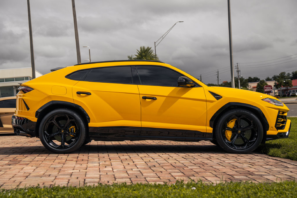 Used 2019 Lamborghini Urus AWD/4WD image 6