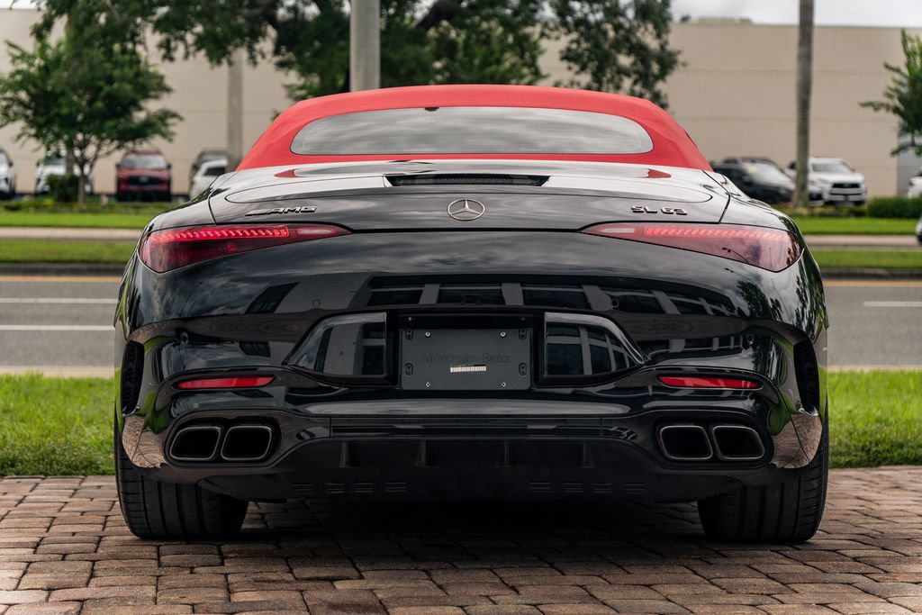 Used 2023 Mercedes-Benz SL 63 AMG 4MATIC image 4