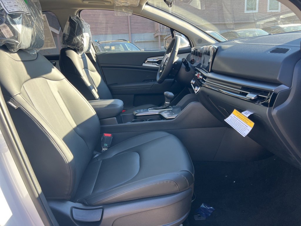 New 2026 Kia Sportage EX image 16