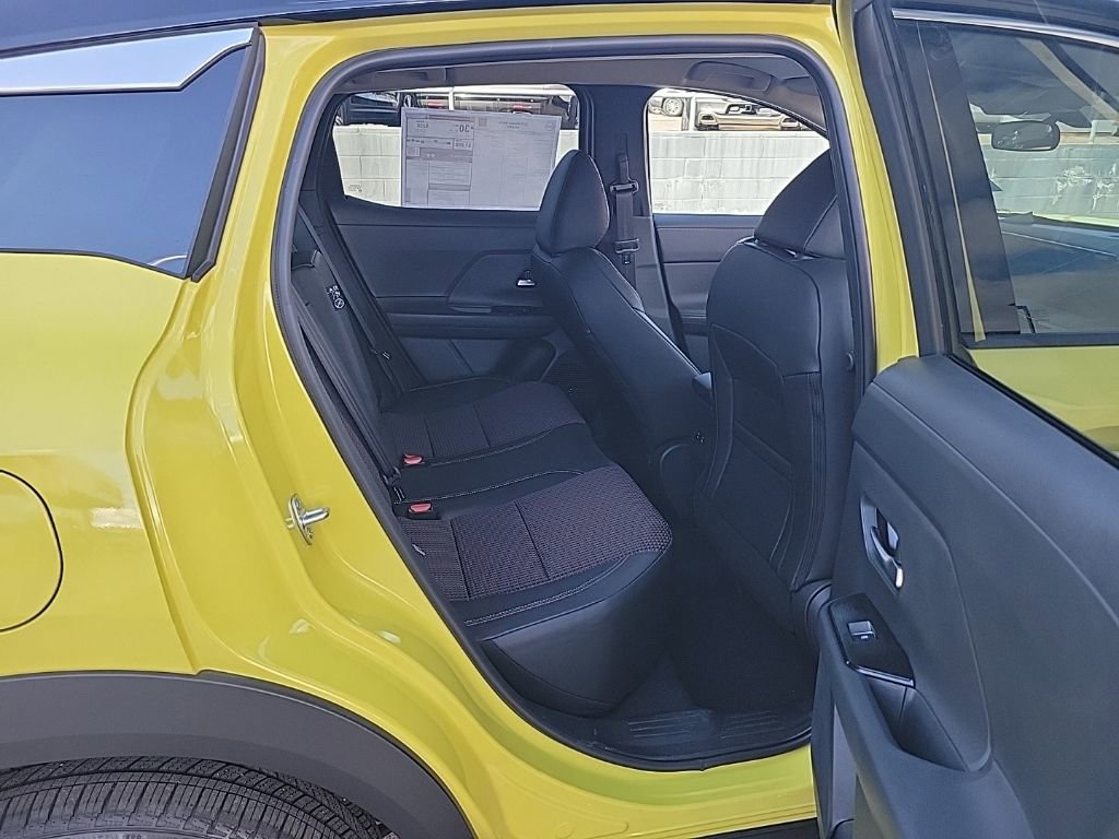 New 2026 Nissan Kicks SR w/ Cold Weather Package image 14