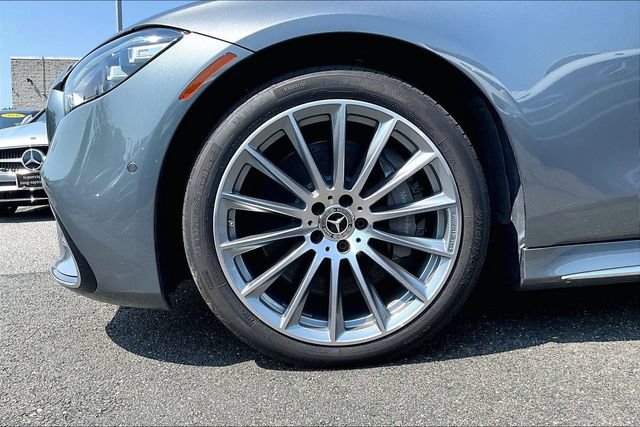 Used 2023 Mercedes-Benz S 580 4MATIC Sedan w/ AMG Line image 5