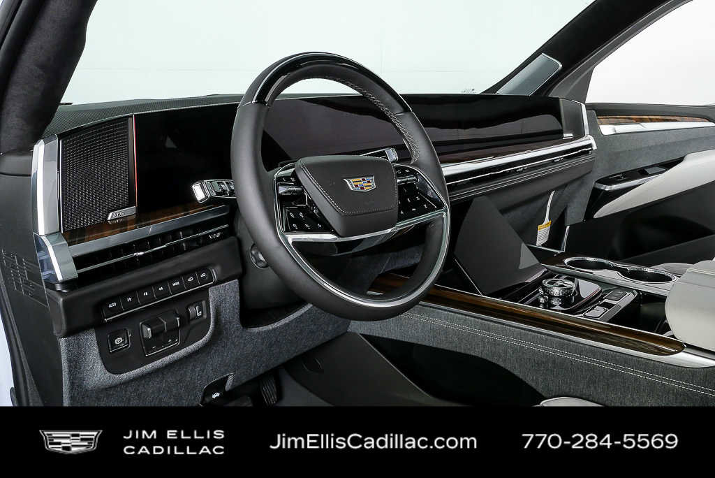 New 2026 Cadillac Escalade Platinum Sport w/ LPO, ONYX Package AWD/4WD image 4