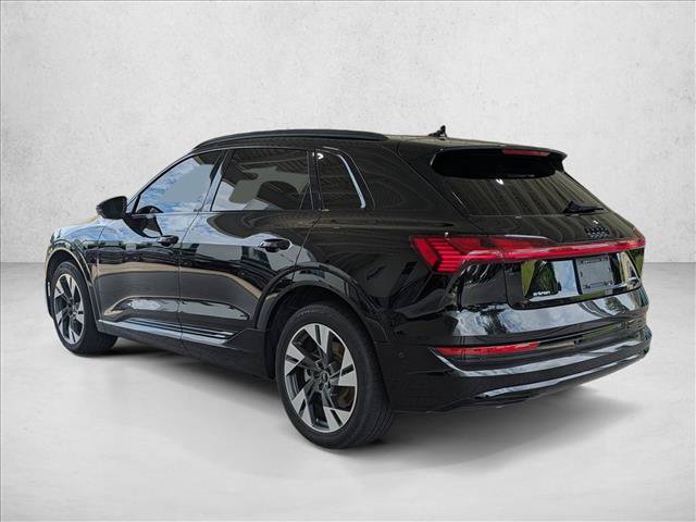 Used 2021 Audi e-tron Premium w/ Convenience Plus Package AWD/4WD image 8