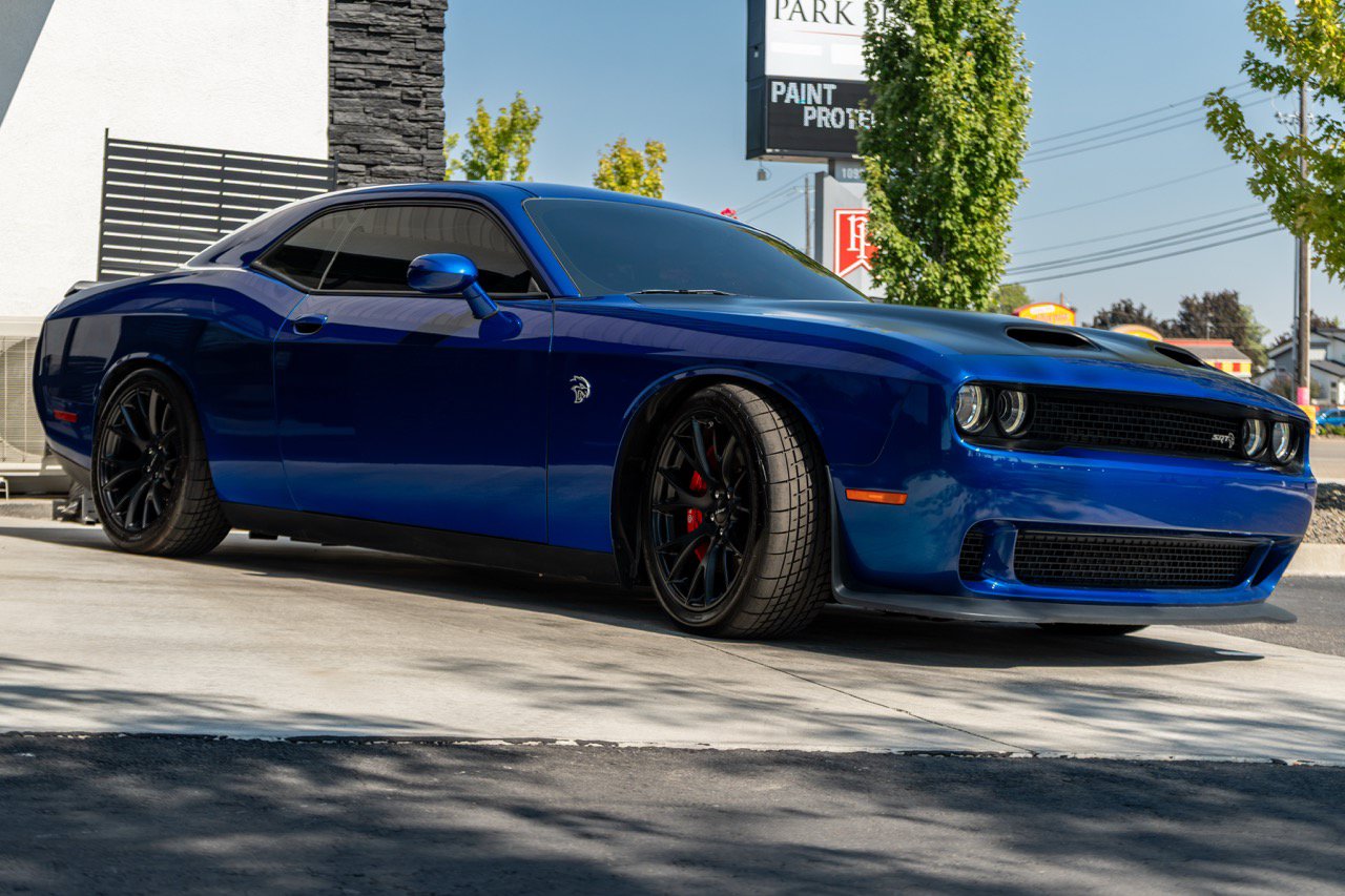 Used 2019 Dodge Challenger SRT Hellcat w/ Laguna Leather Package RWD image 5