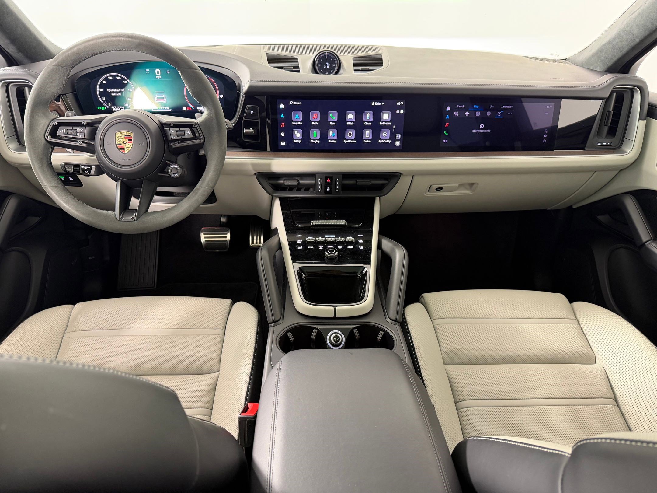 Certified 2024 Porsche Cayenne Turbo image 19