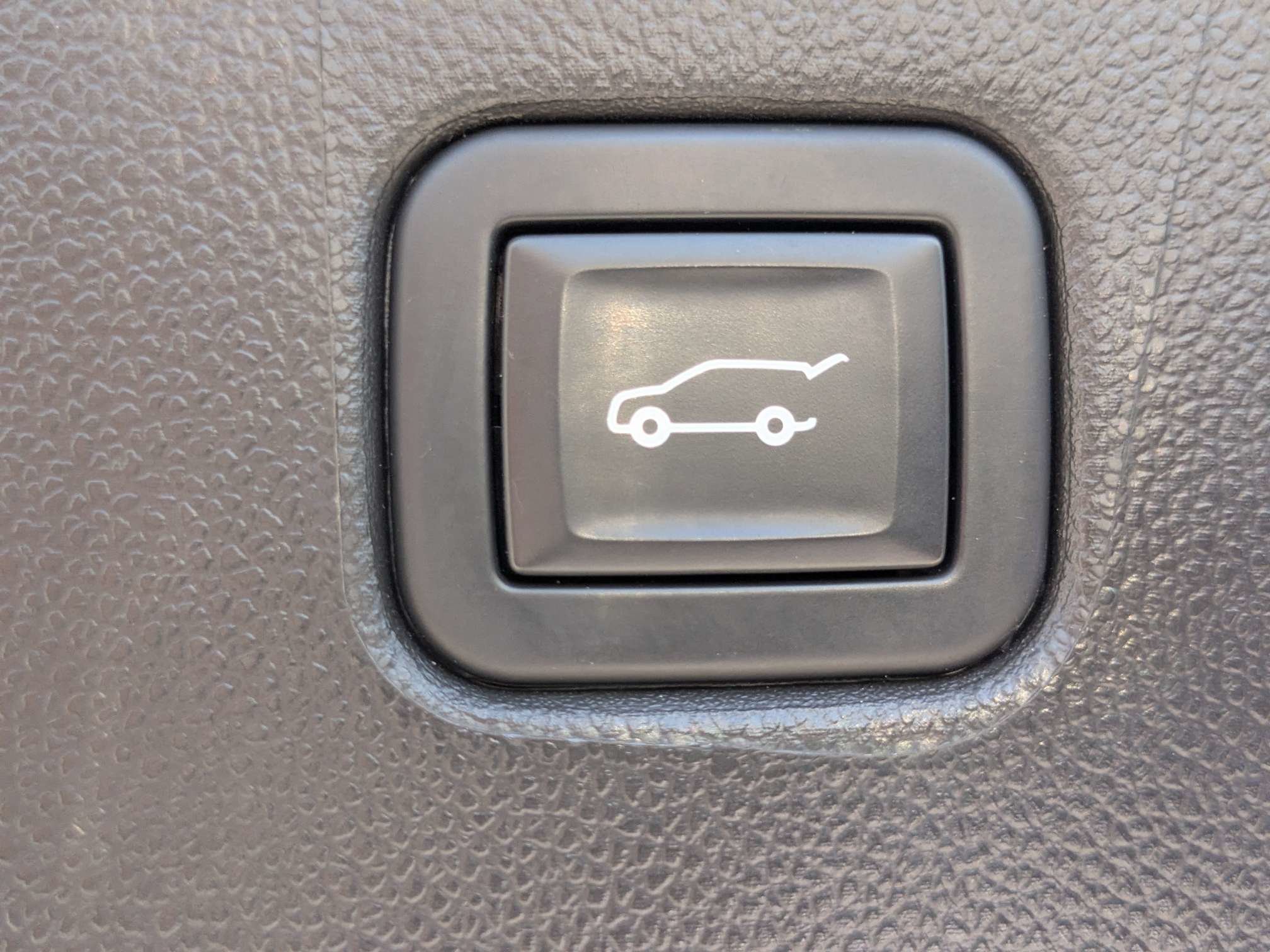 Used 2023 Chevrolet Blazer RS FWD image 18