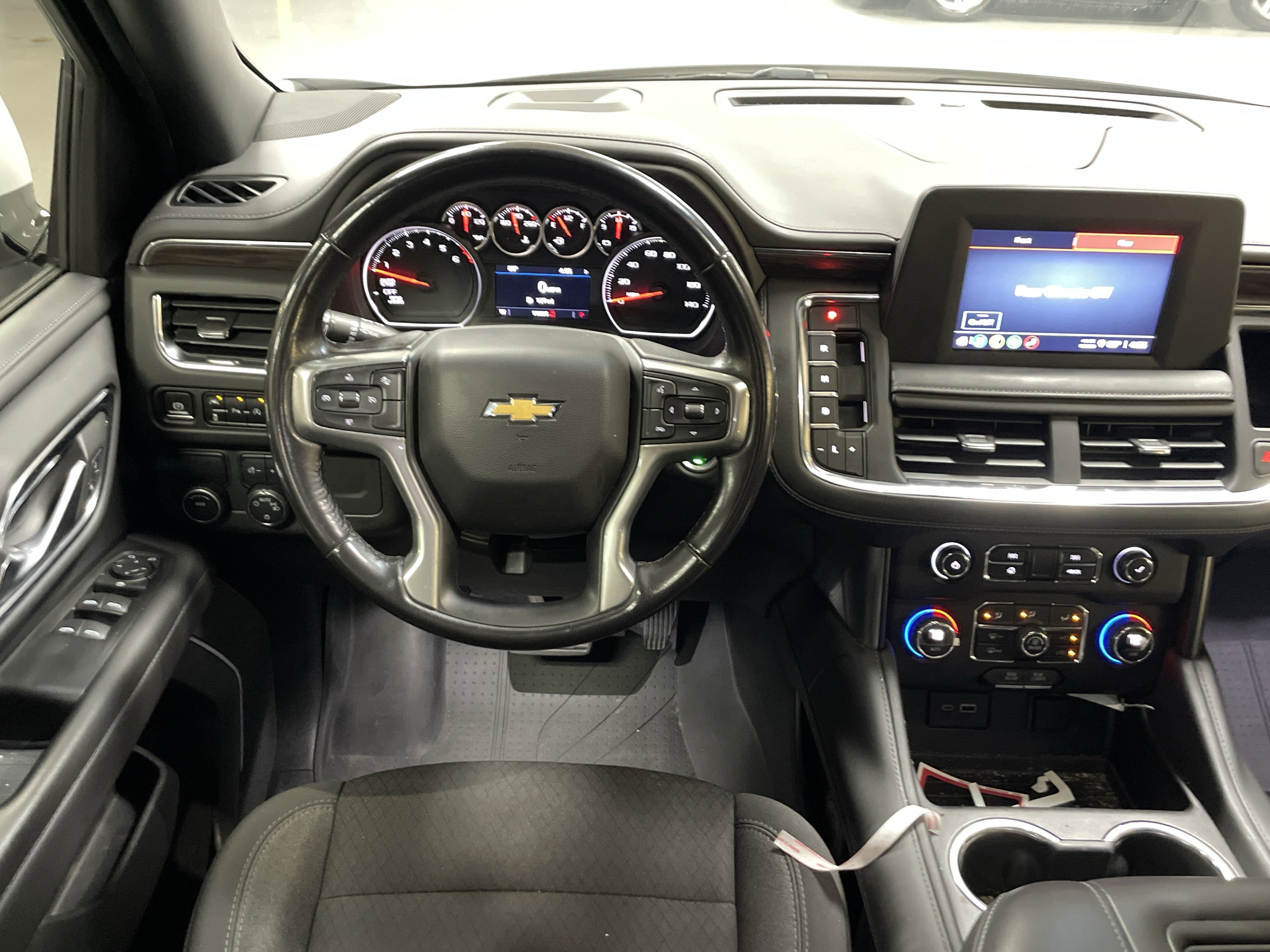 Used 2022 Chevrolet Suburban LS w/ Driver Alert Package RWD image 10